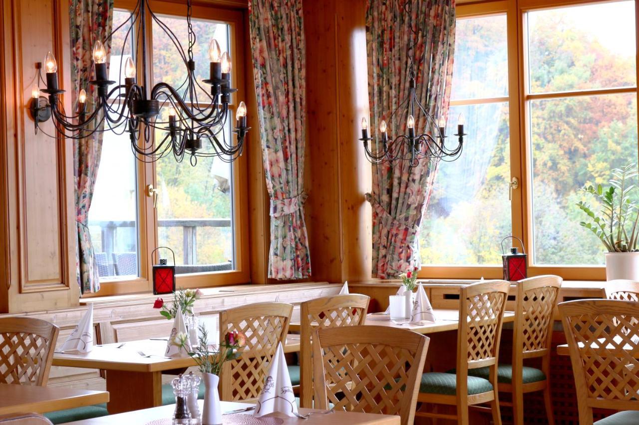 Berggasthof Hotel Igelwirt Schnaittach Eksteriør bilde