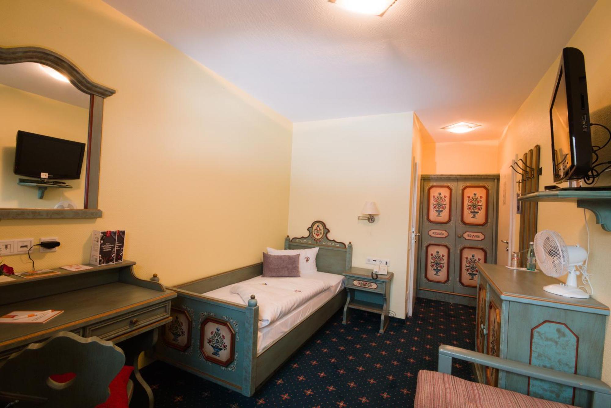 Berggasthof Hotel Igelwirt Schnaittach Rom bilde